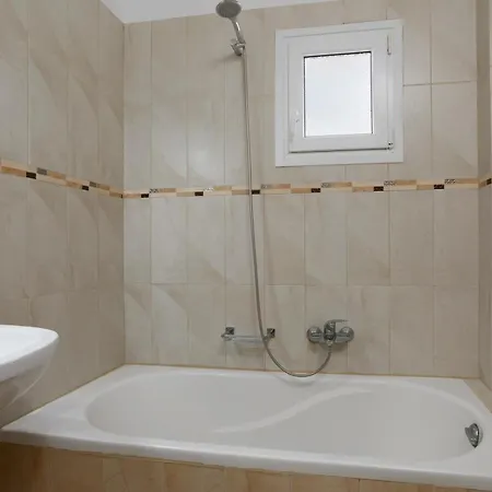 Apartman Altamira - 6 People, Veranda With Views *