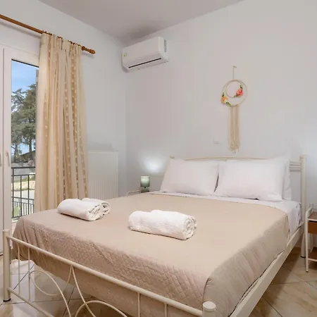Altamira One - 1st Floor, 8 People, Veranda With Views דירה *