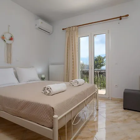 Altamira One - 1st Floor, 8 People, Veranda With Views * Kalpaki (Zakynthos)