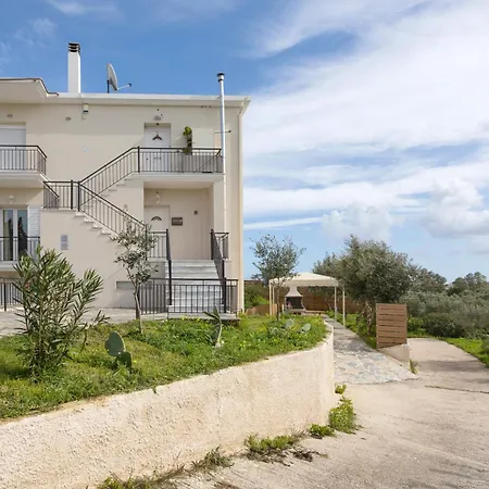 Altamira One - 1st Floor, 8 People, Veranda With Views דירה *