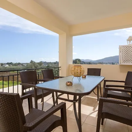 Apartmán Altamira One - 1st Floor, 8 People, Veranda With Views *