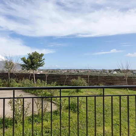 Altamira One - 1st Floor, 8 People, Veranda With Views *