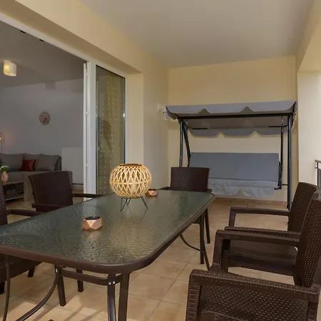 דירה Altamira - 6 People, Veranda With Views